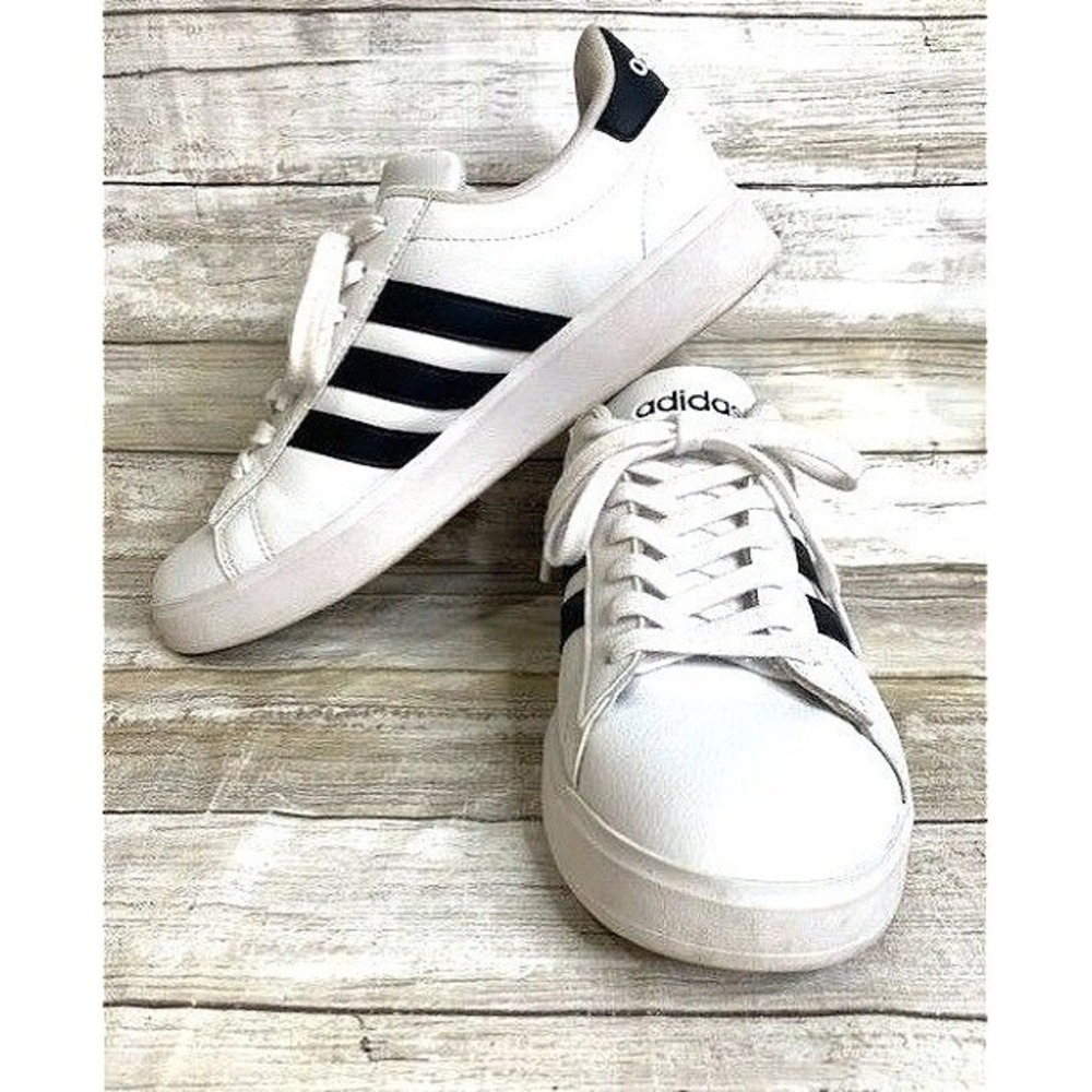 Adidas Women's Grand Court 2.0 Cloud‎ Form White & Black Sneakers Size 9